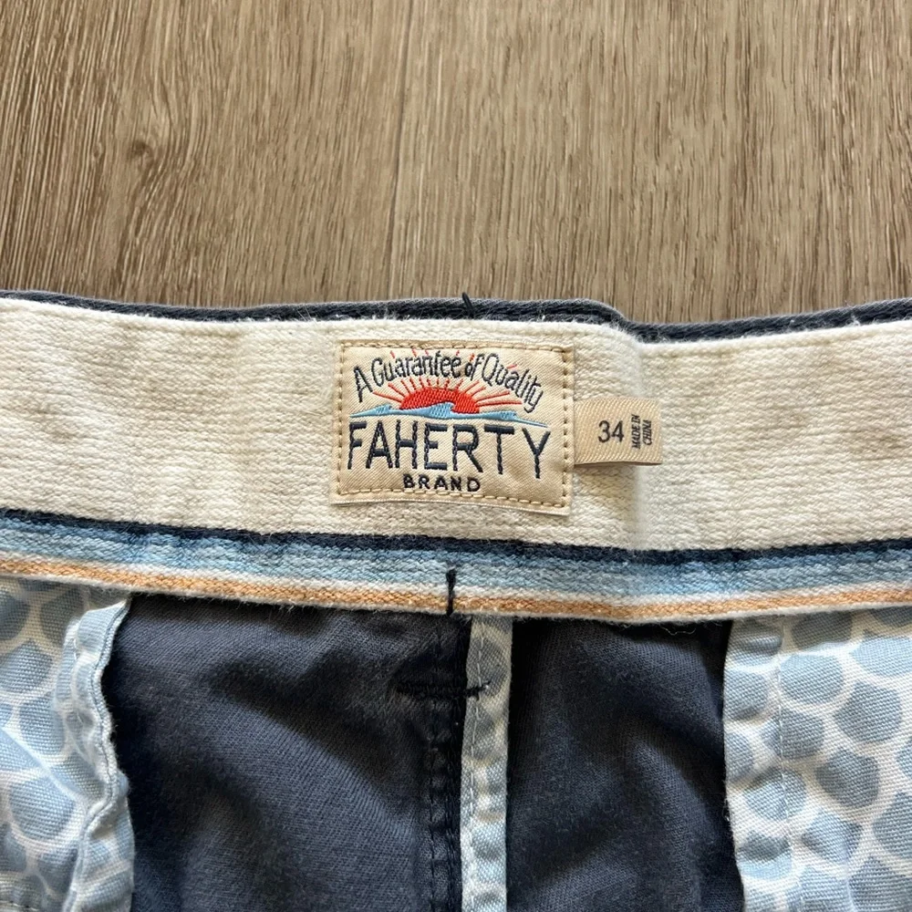 Faherty Men's Charcoal Flat Front Shorts
